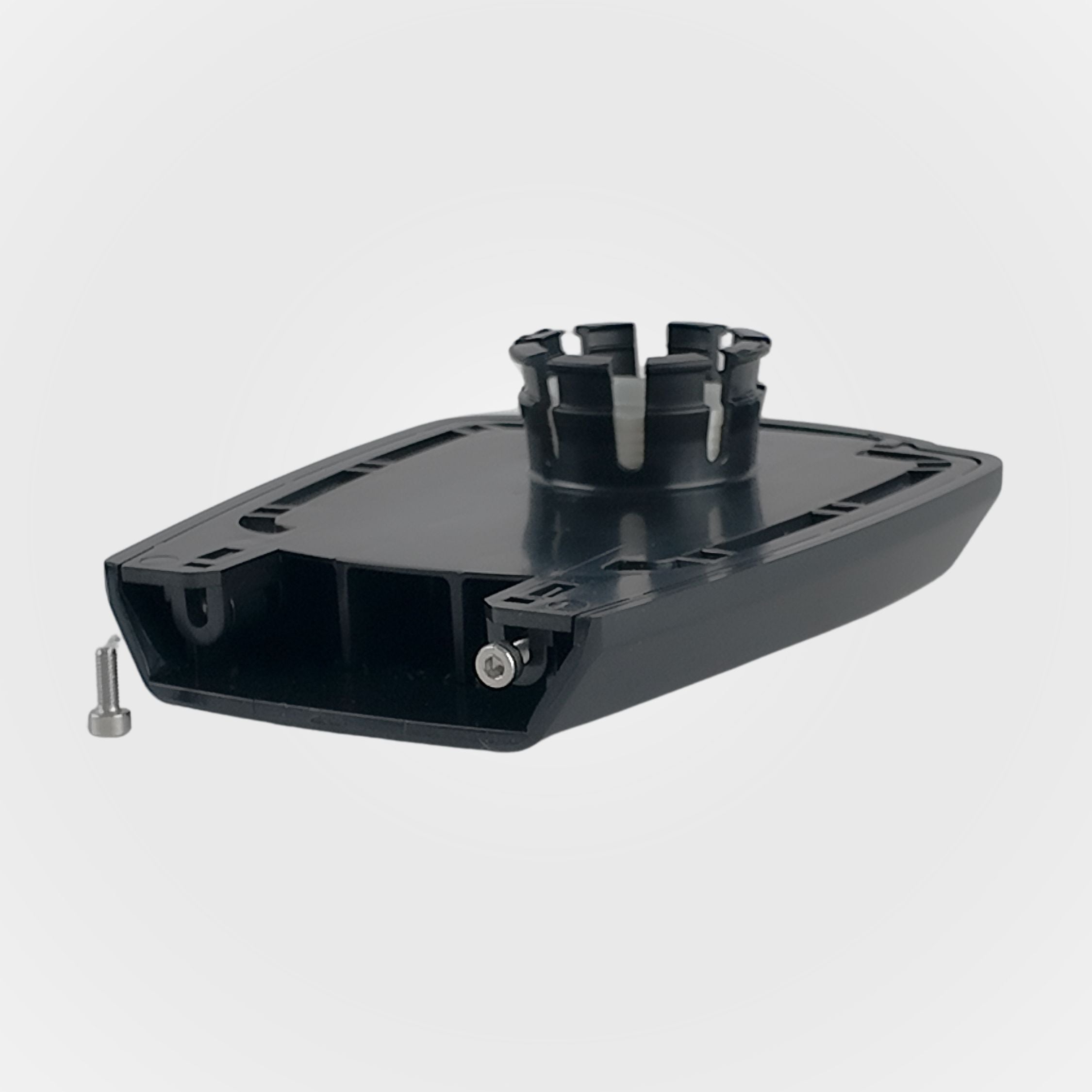 Locking ring for urine tank