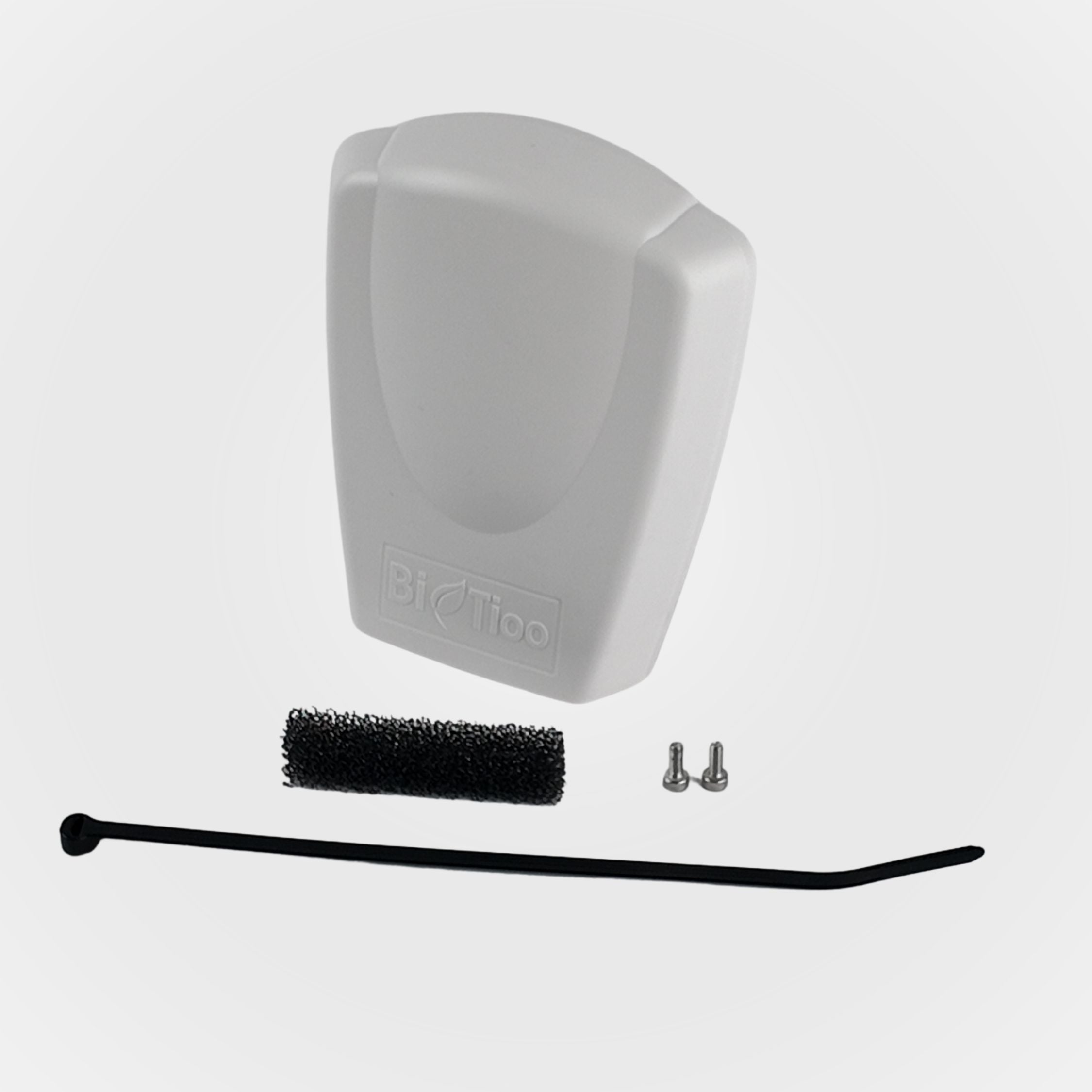 Locking ring for urine tank